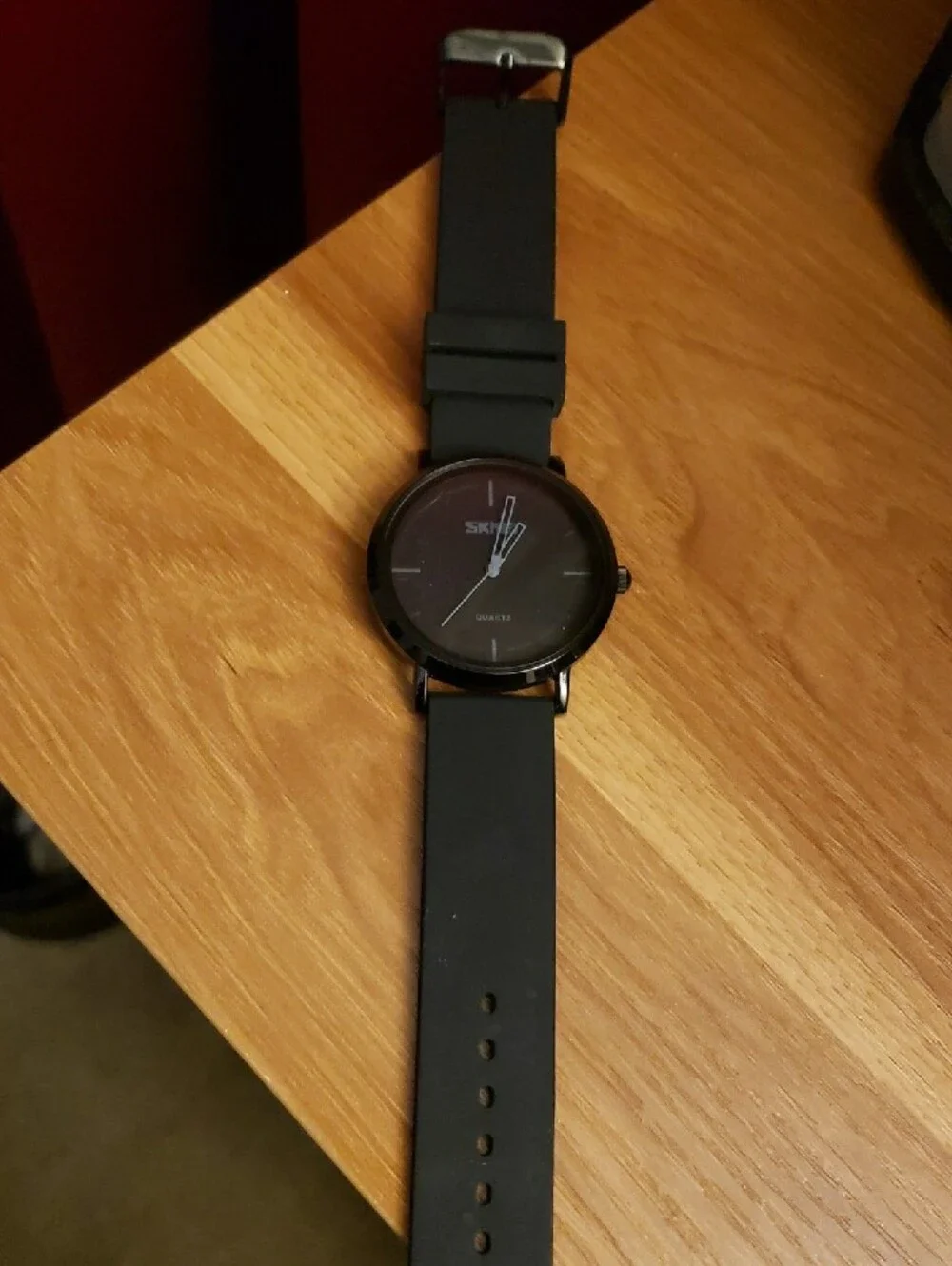 SKMEI Black Silicone Strap Men's Quartz Watch